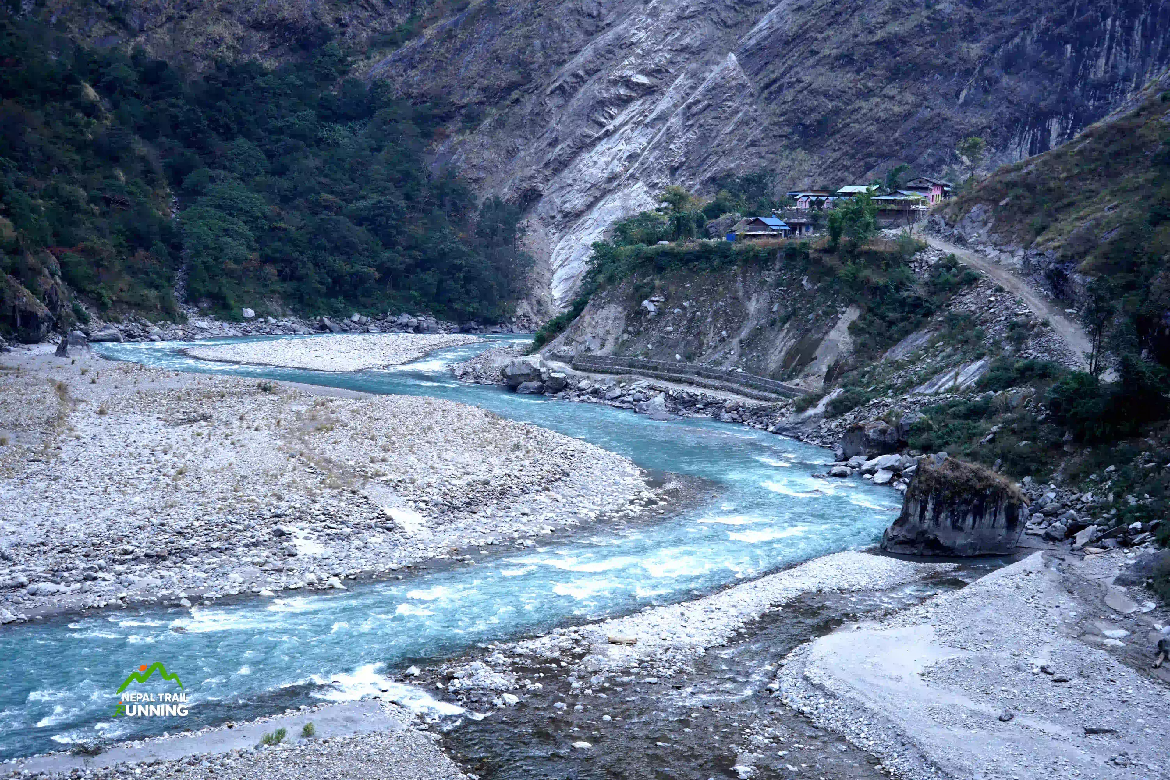 Manaslu Circuit Trail Running - 9 Days - Image 4