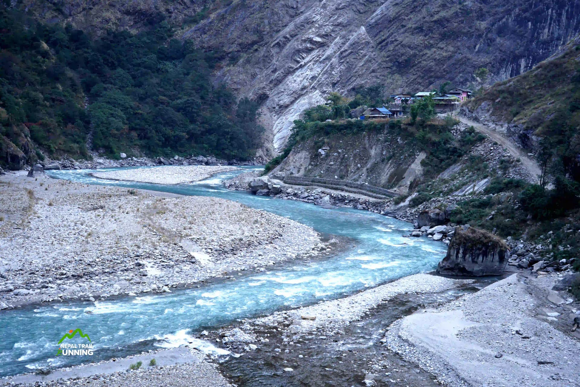 Manaslu Circuit Trail Running - 9 Days - Image 4